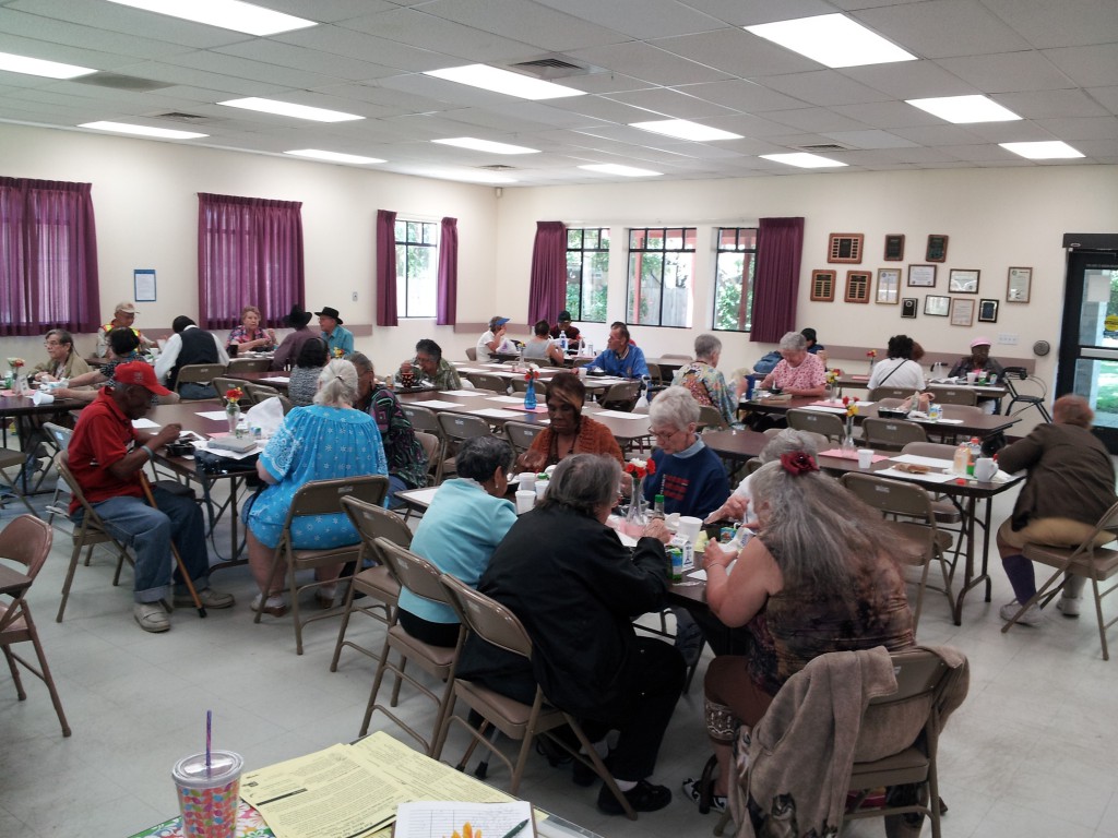 Stanford Settlement serves hot lunch to seniors weekdays at its center. / Photo by Marc Laver 