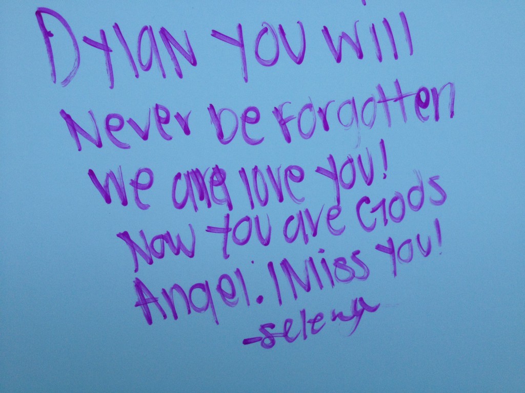 Messages for Dyan Akins.