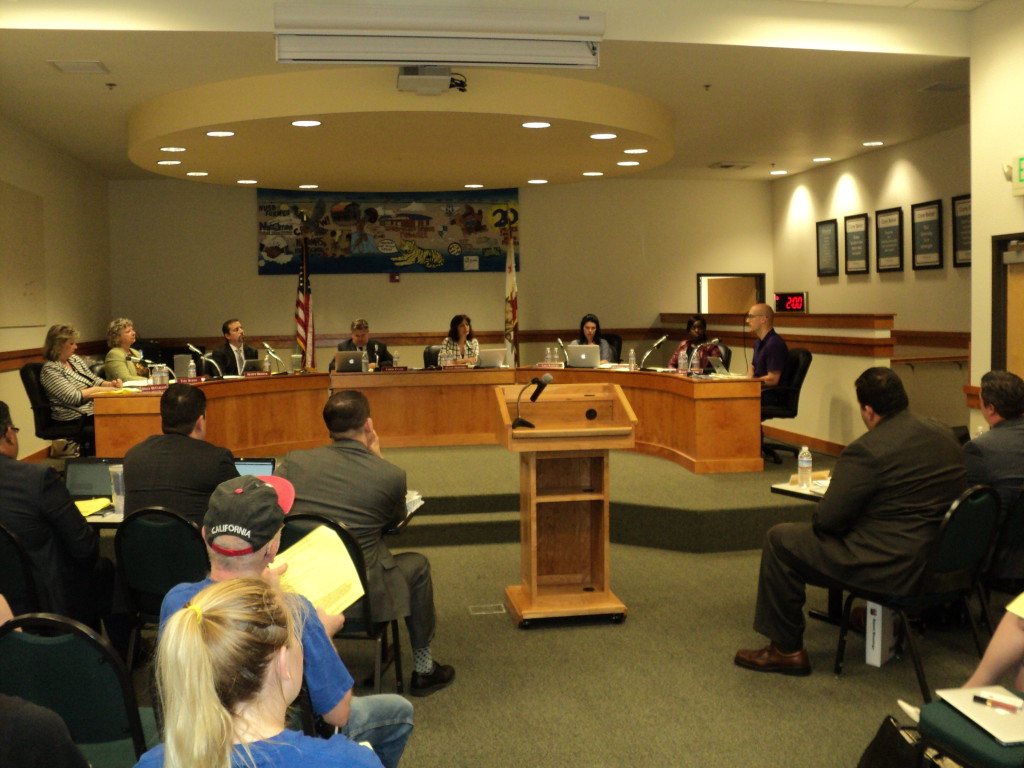 Natomas Unified trustees discuss the school district's newest school on Wednesday, April 9. / Photo: E. Sanchez