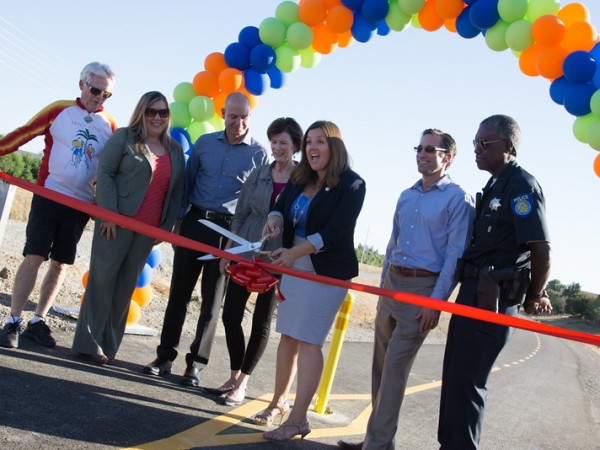 The ribbon-cutting festivities included remarks by NNTMA Board President, Derek Chernow; Councilmember Angelique Ashby; and Ofelia Avalos from the City of Sacramento Department of Public Works. / Photo: NNTMA